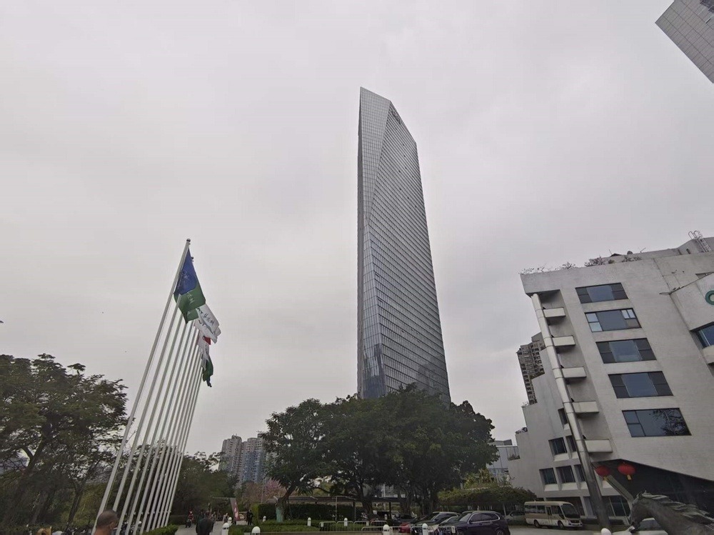 华侨城大厦外观图1